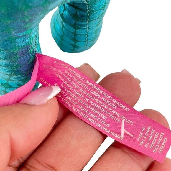 Victoria’s Secret PINK 2009 Metallic Blue “HEART” Small Plush Stuffed Dog Y2K - Picture 2 of 16